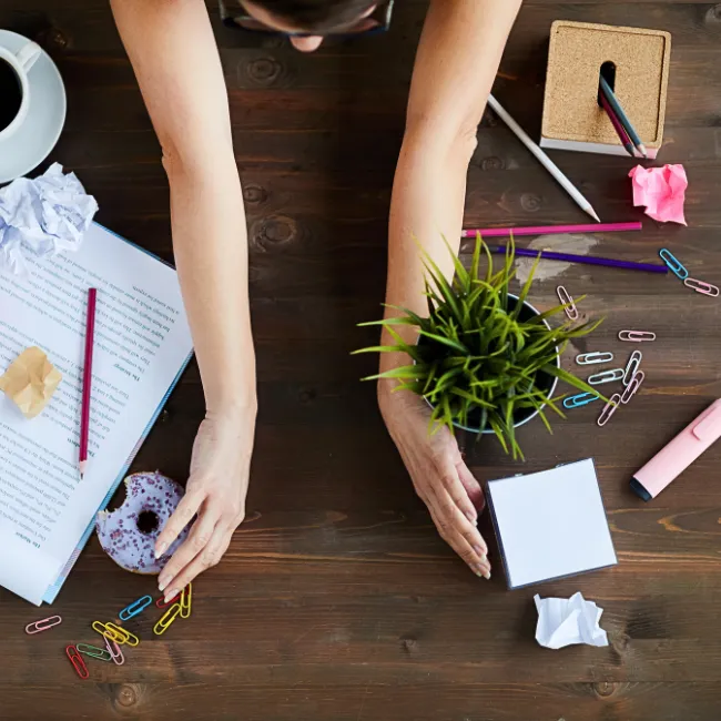 A tidy desk with financial documents neatly organized